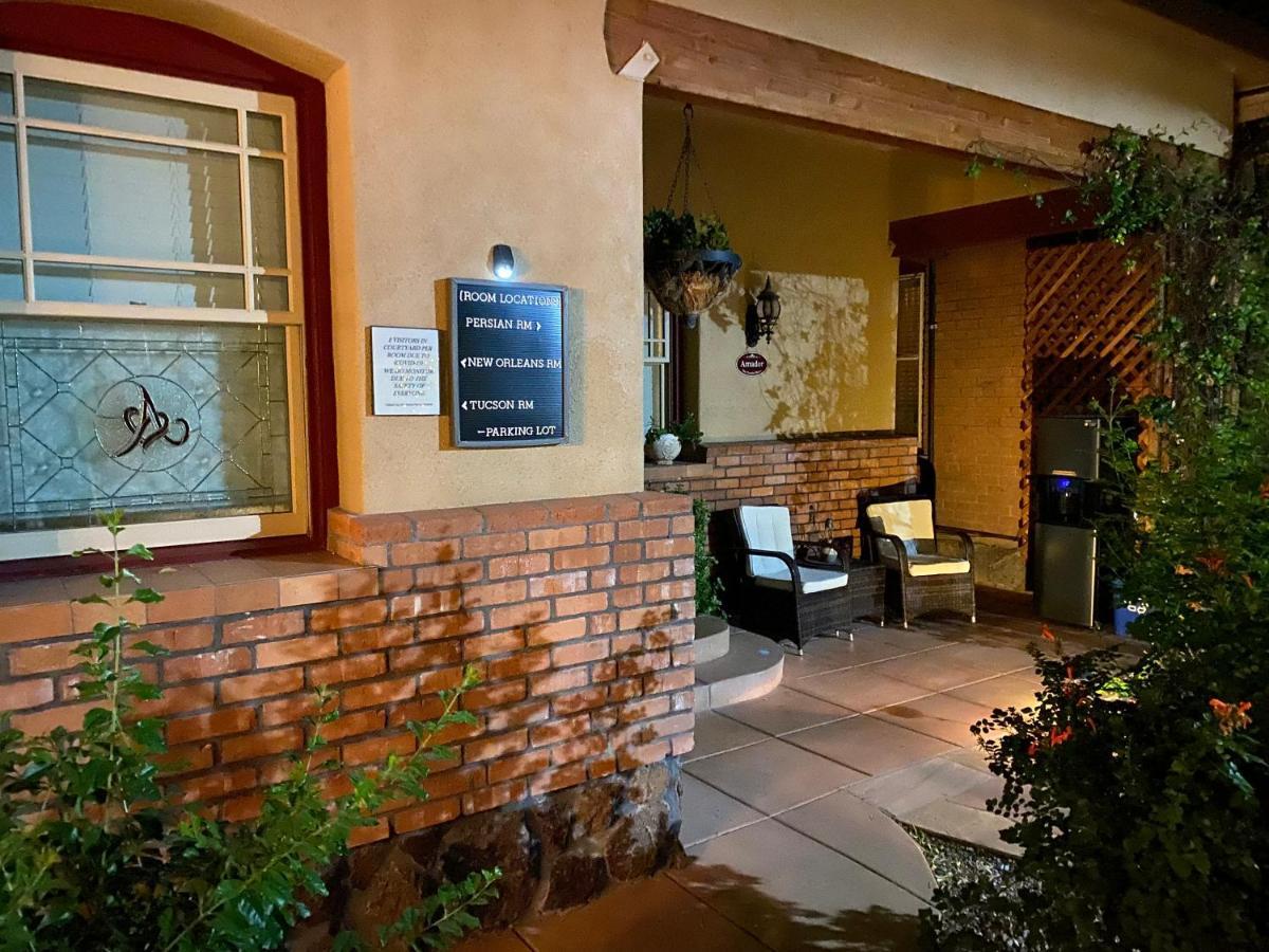 El Amador Inn Downtown Тусон Екстериор снимка
