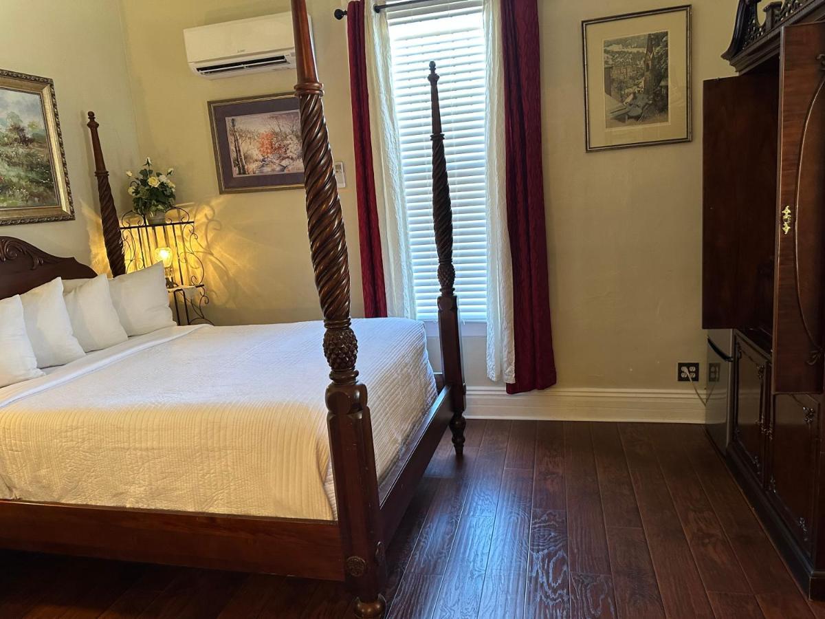 El Amador Inn Downtown Тусон Екстериор снимка