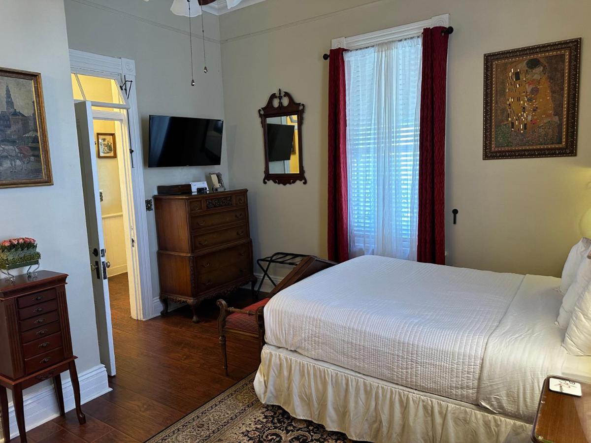 El Amador Inn Downtown Тусон Екстериор снимка