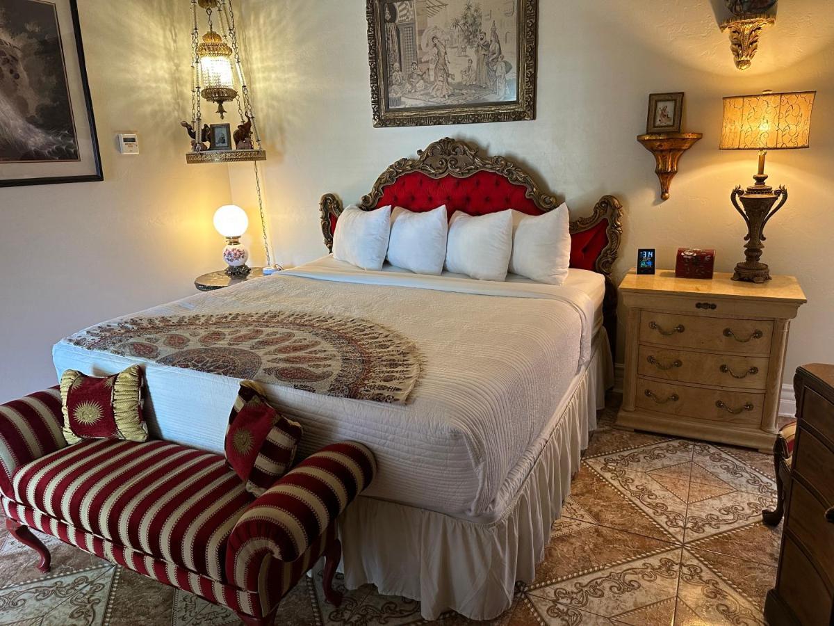 El Amador Inn Downtown Тусон Екстериор снимка