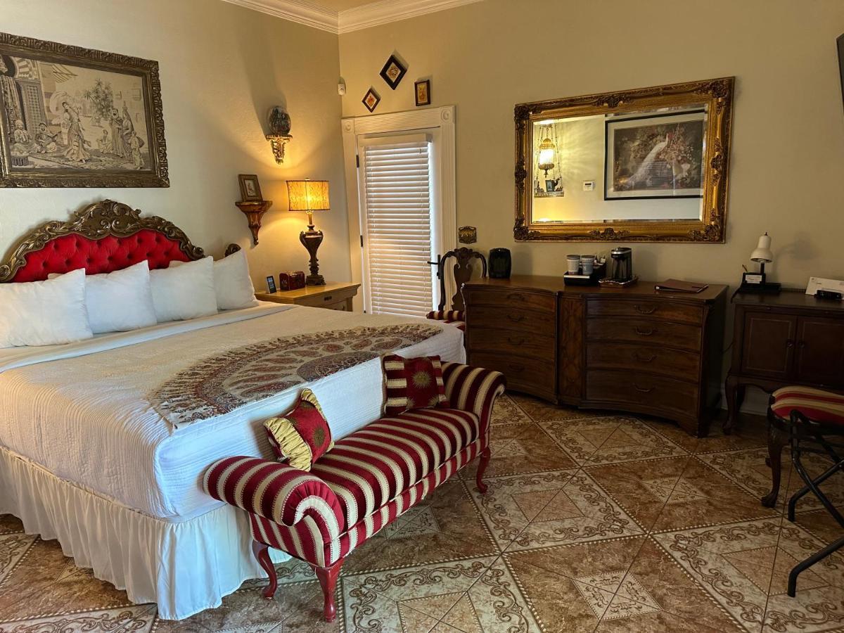 El Amador Inn Downtown Тусон Екстериор снимка