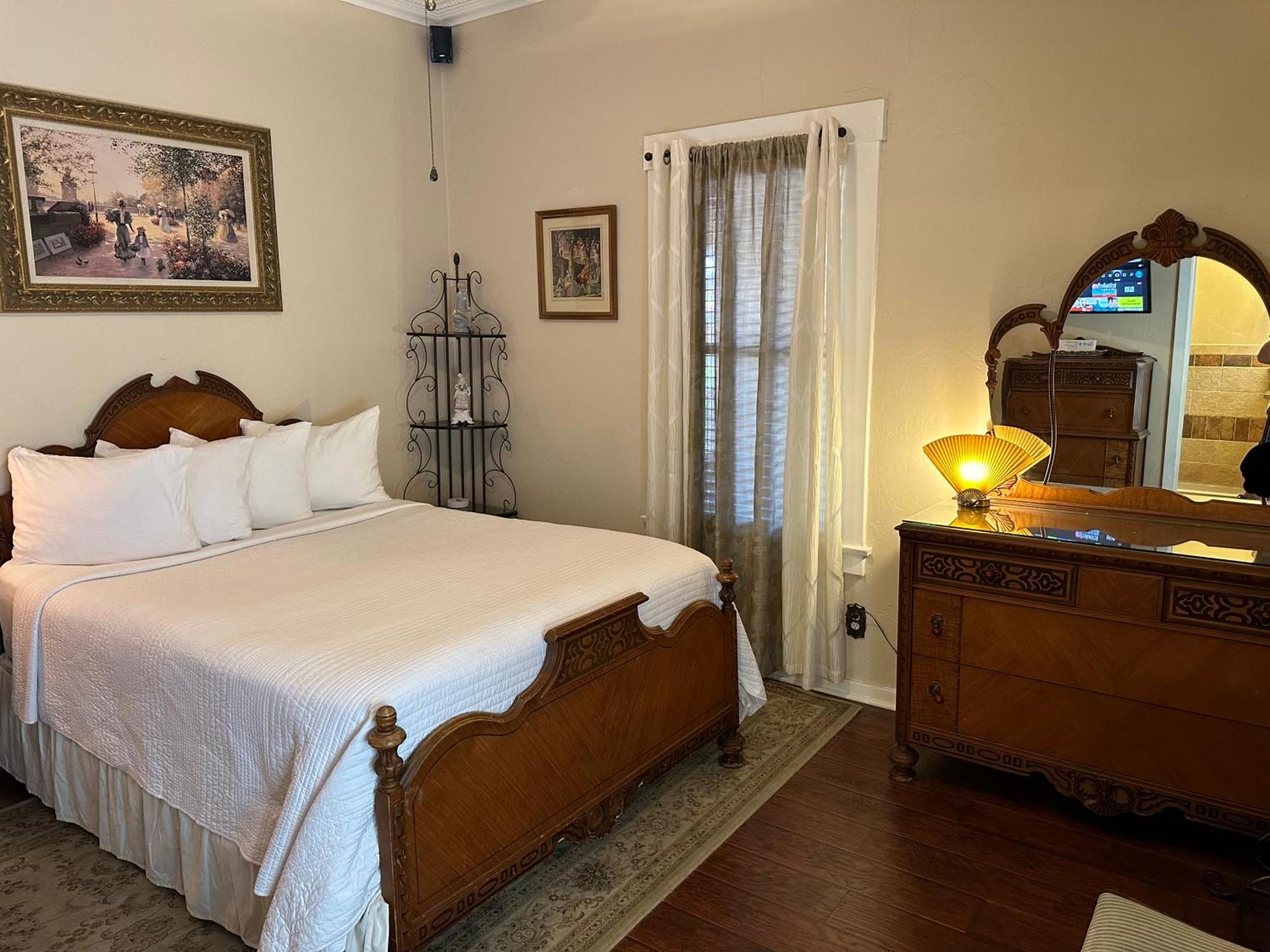 El Amador Inn Downtown Тусон Екстериор снимка
